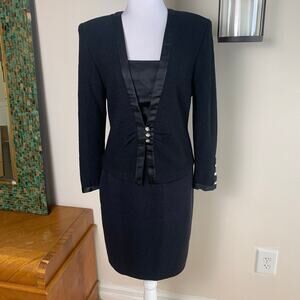 ST. John Evenings Marie Gray Size 2 Skirt Suit w Blazer Jacket Black Knit Formal